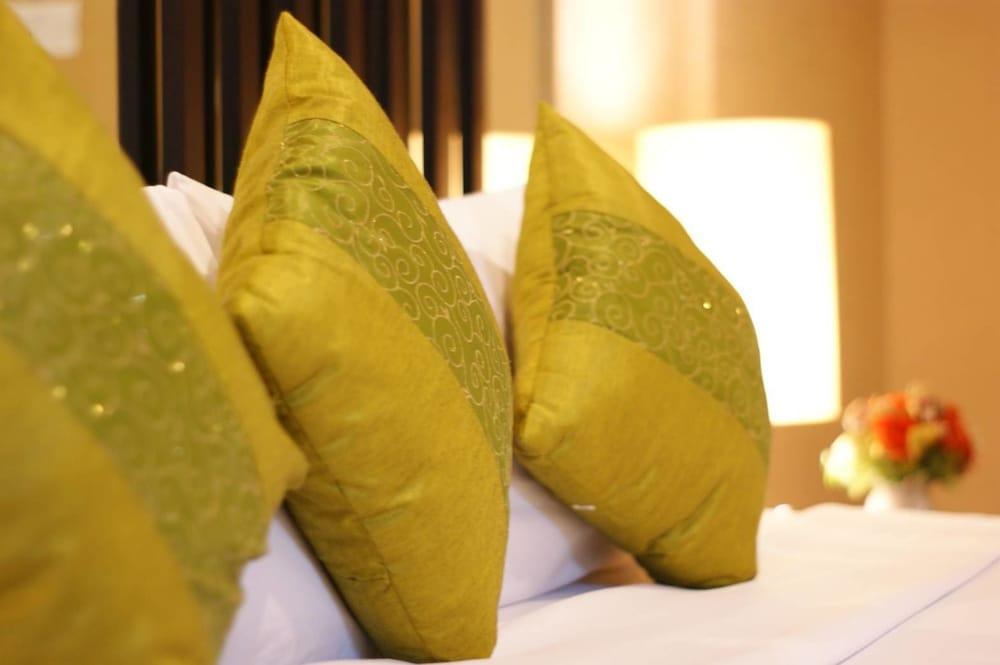 בנגקוק Niran Grand Hotel מראה חיצוני תמונה